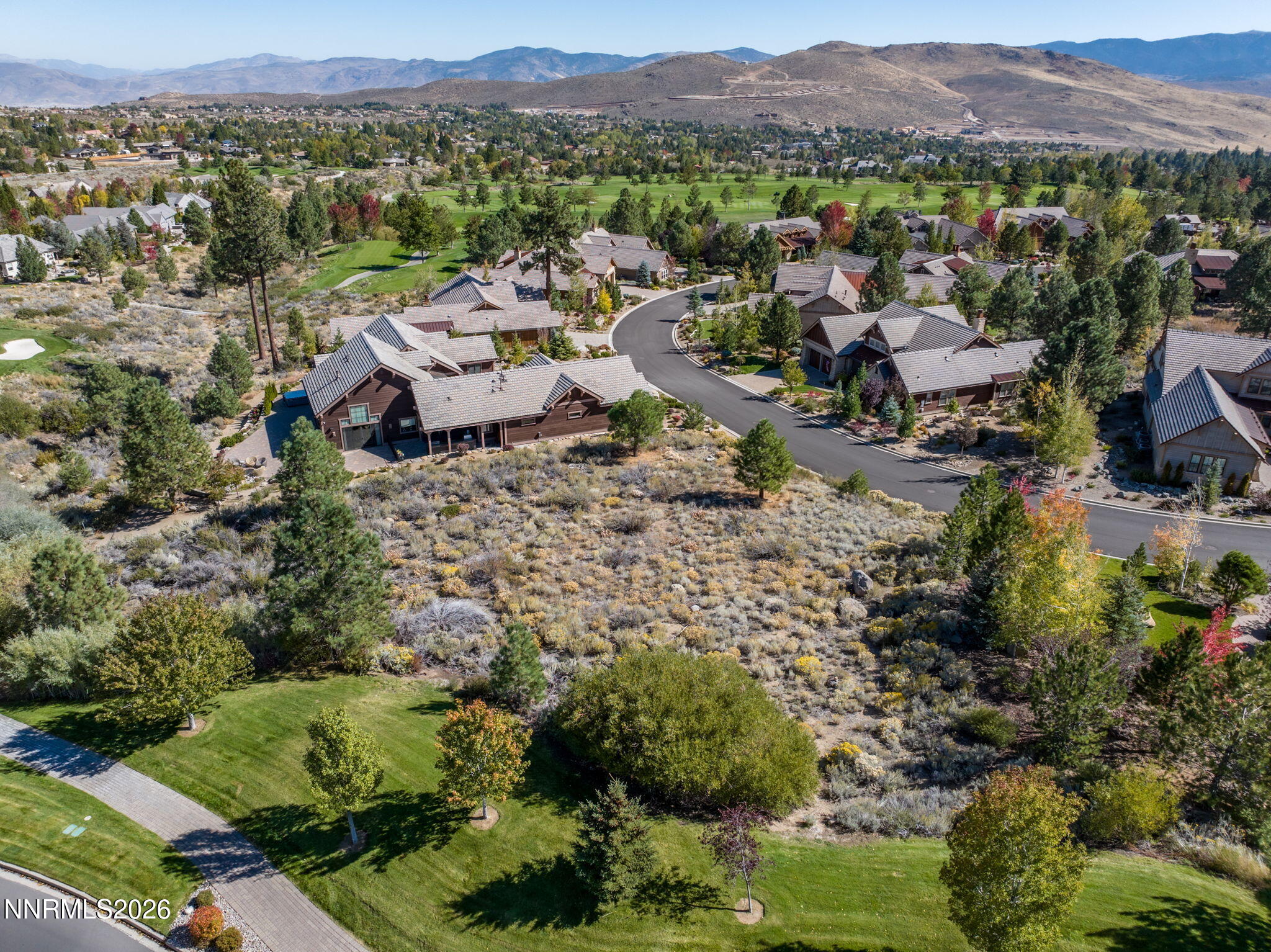 5685 Alpinista Circle