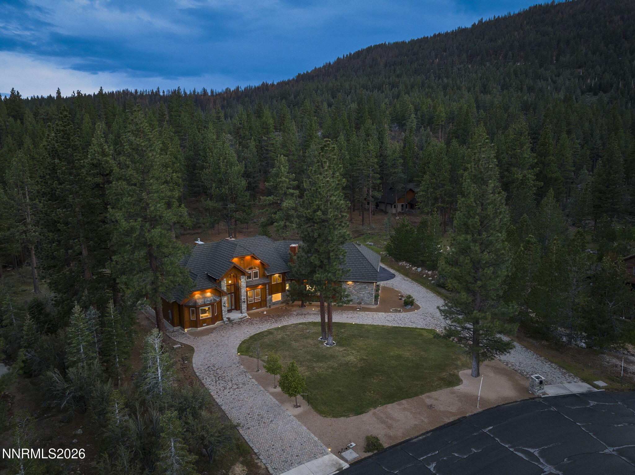 60 Yellow Pine Circle