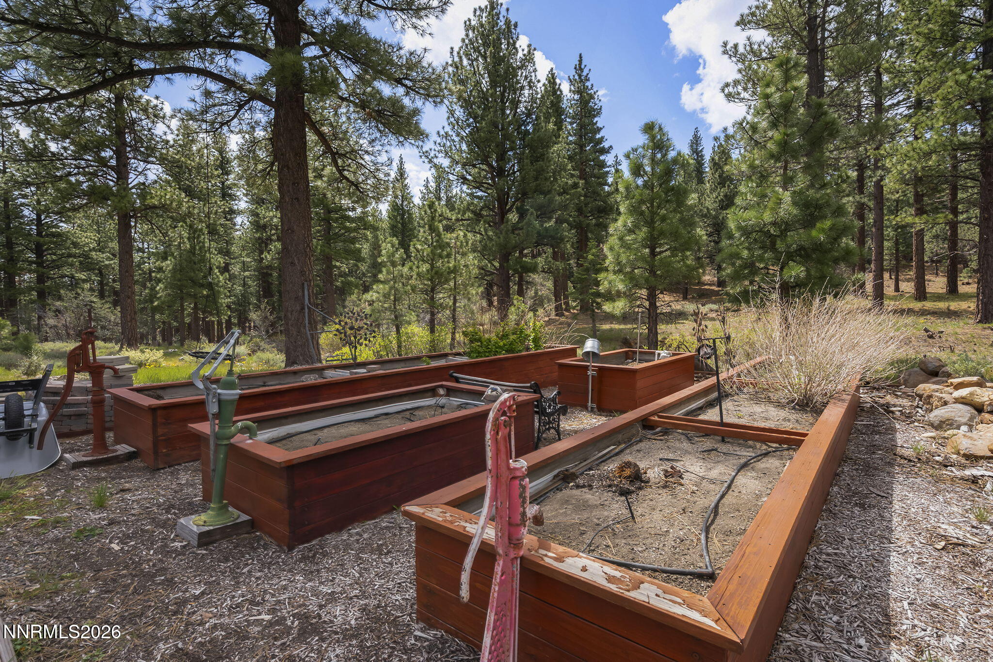 60 Yellow Pine Circle