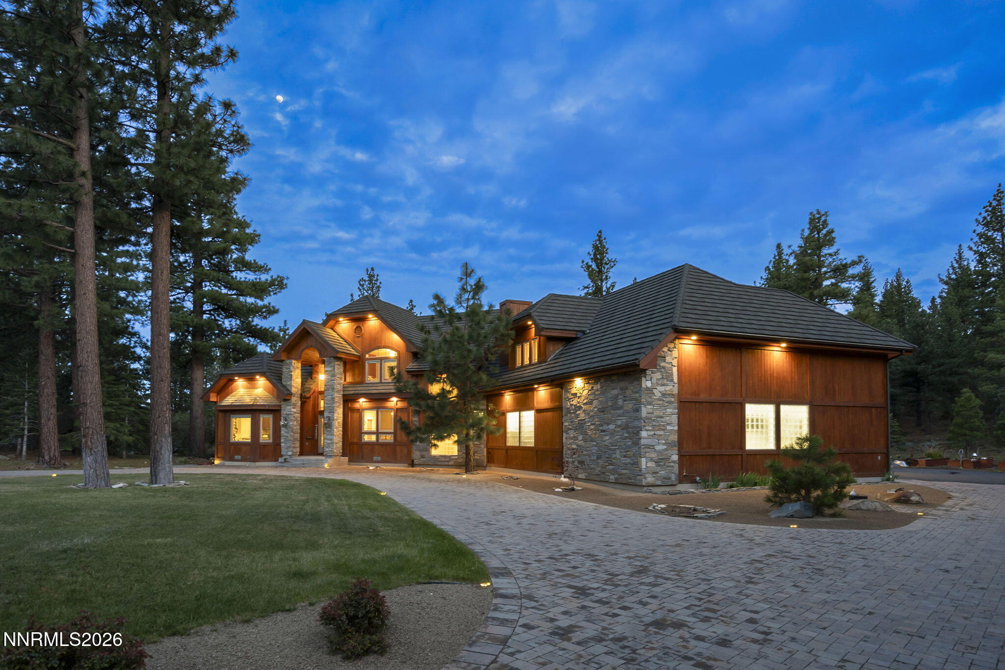 60 Yellow Pine Circle
