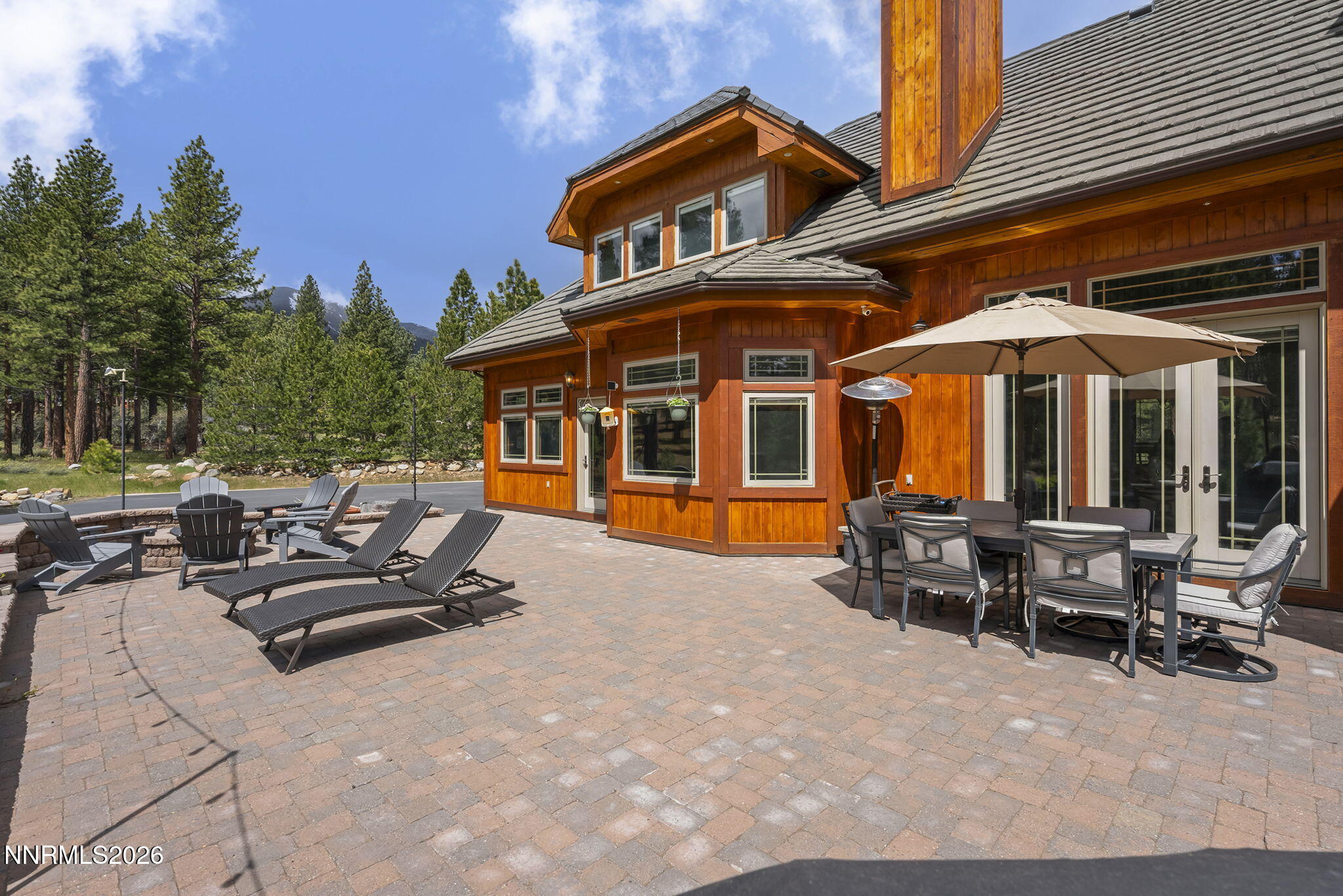 60 Yellow Pine Circle