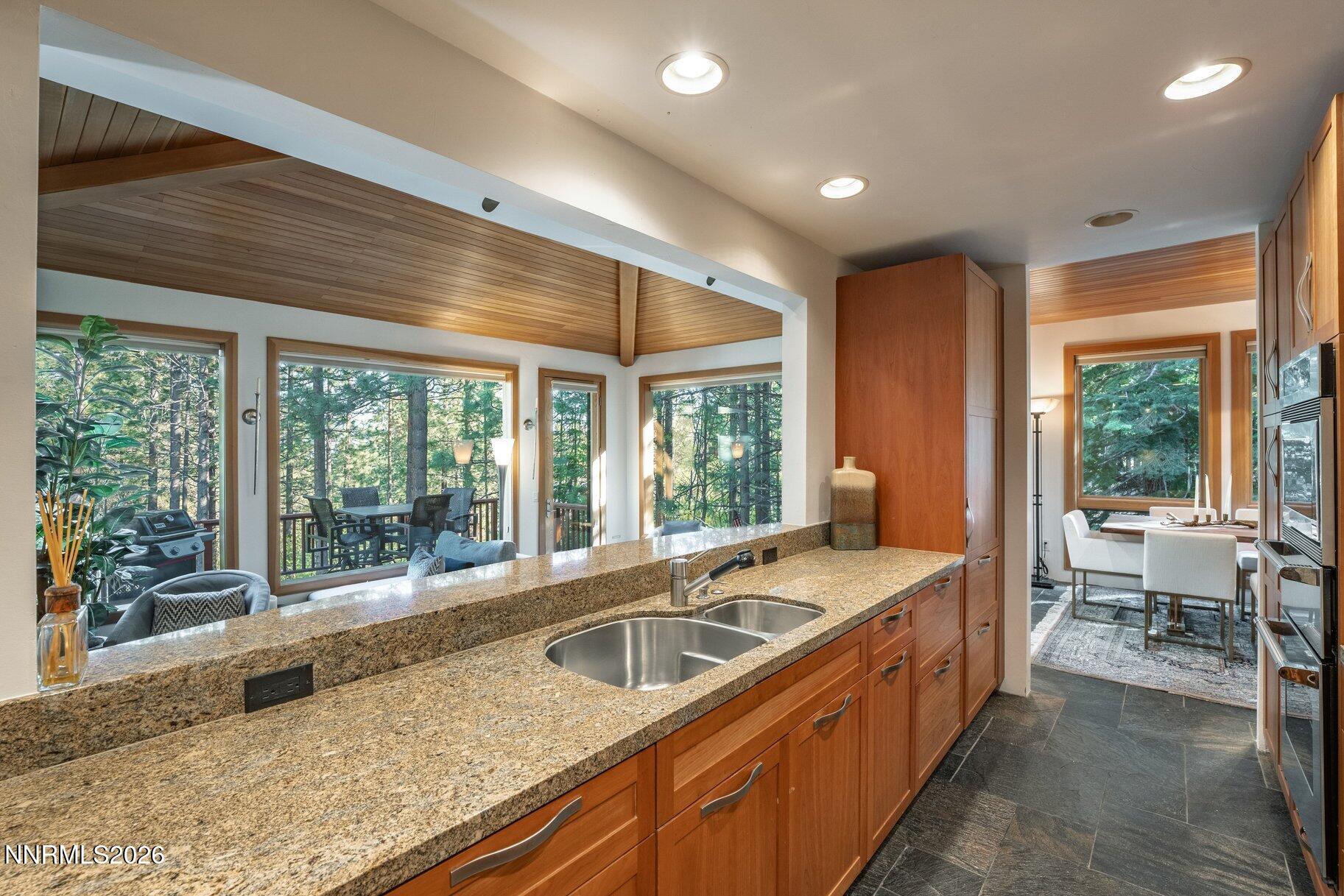 685 Wilson Way # 4