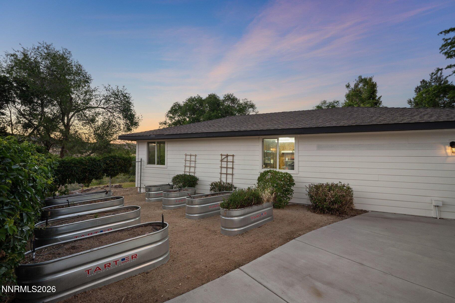 3855 Fairview Road