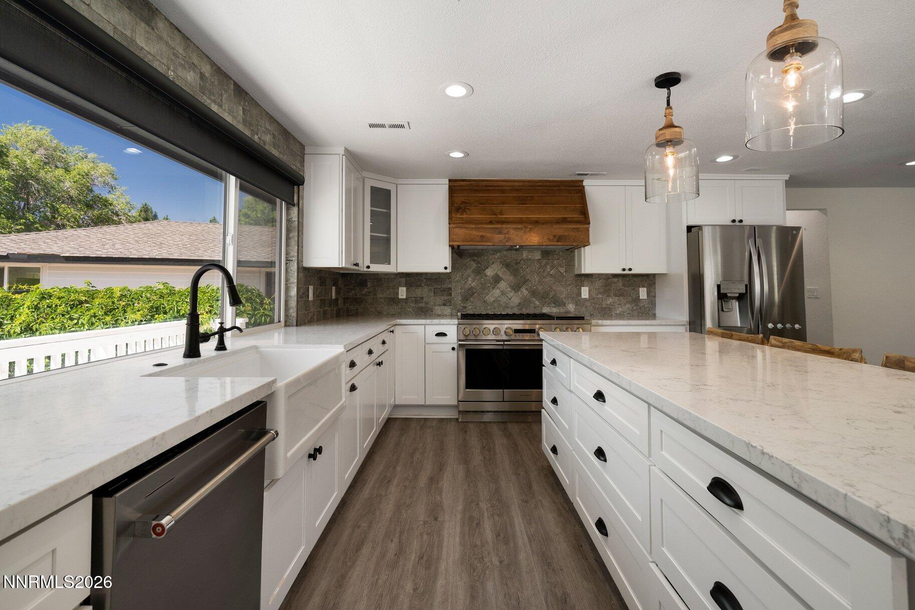 3855 Fairview Road