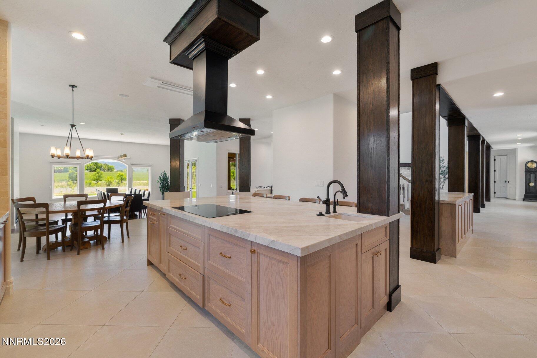 1750 Del Monte Lane