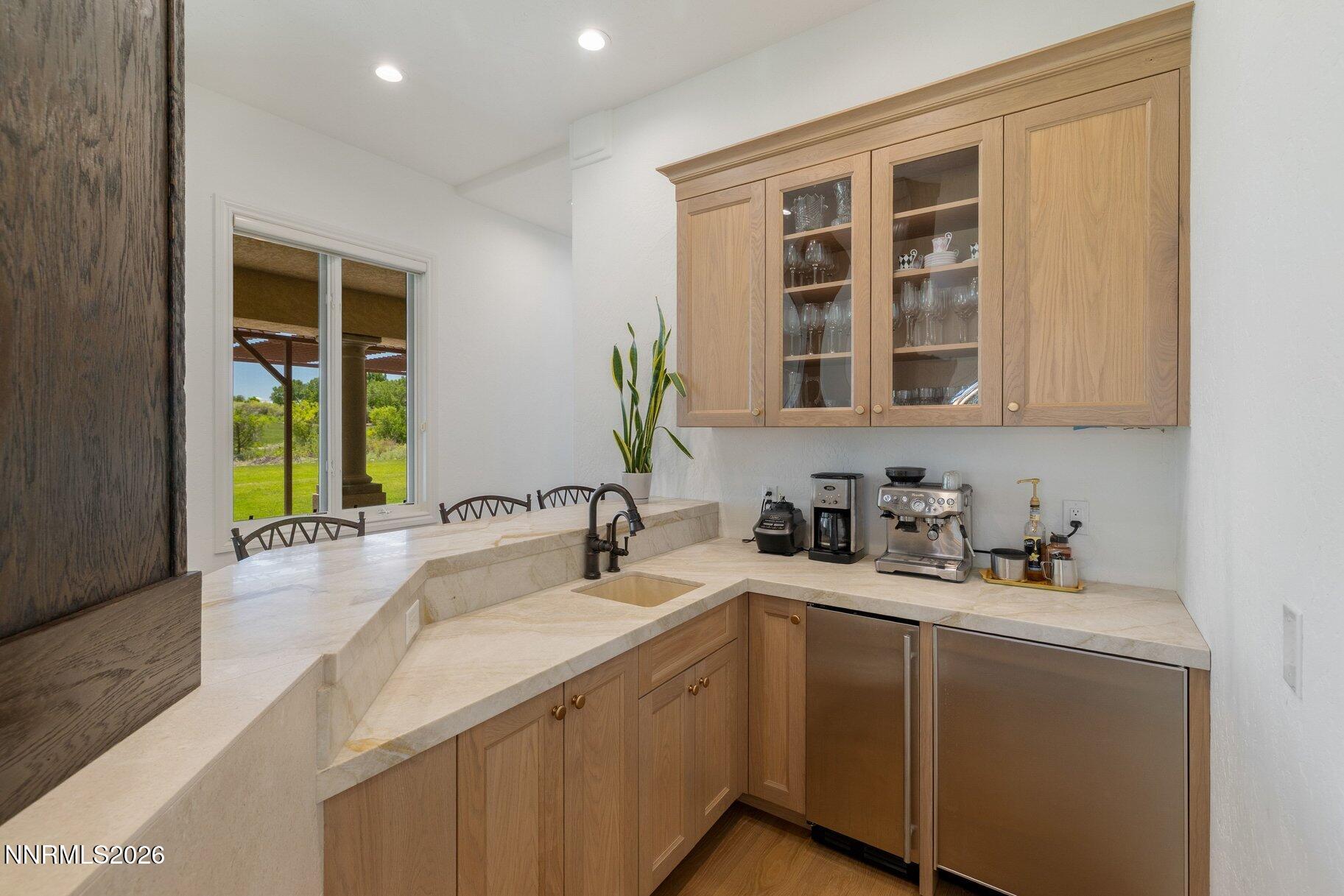 1750 Del Monte Lane