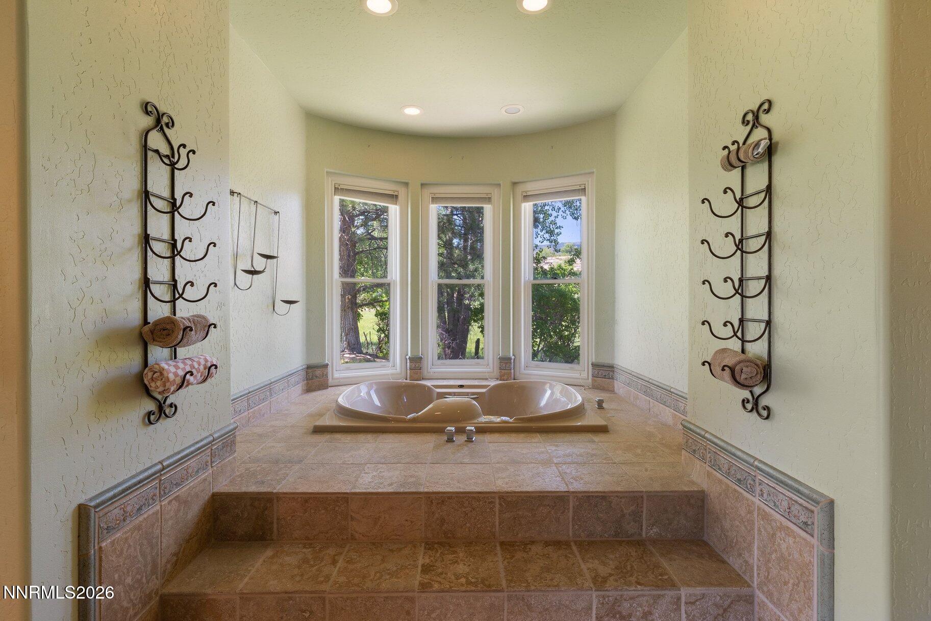 1750 Del Monte Lane