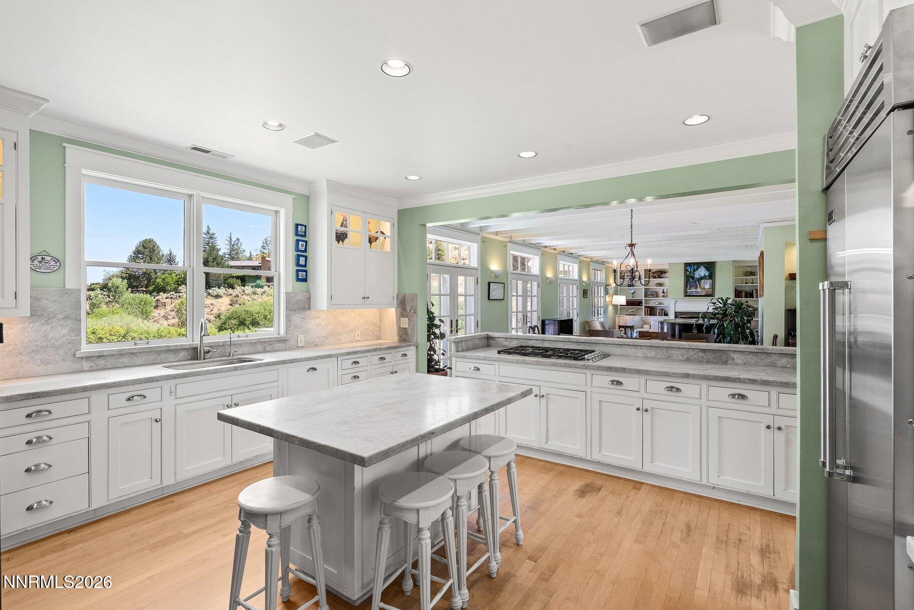 10860 Shay Lane