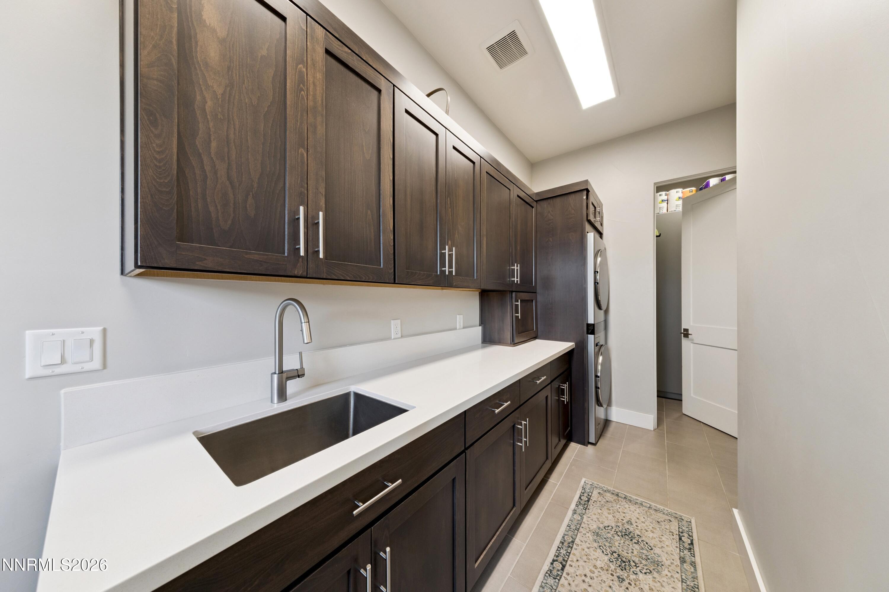 2519 Meraki Place