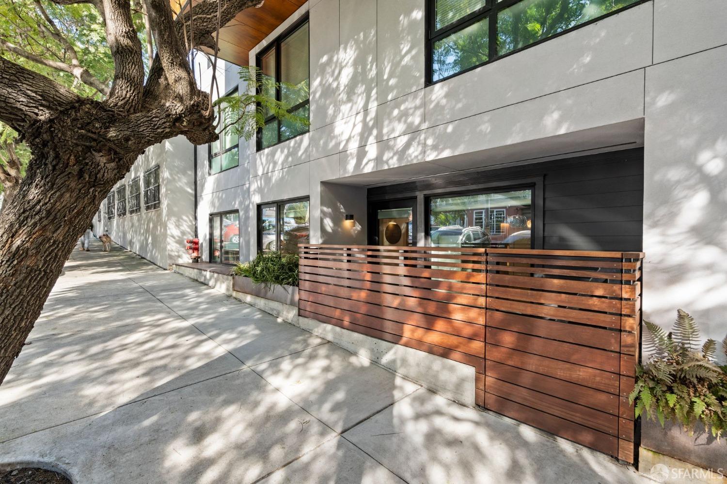 1300 22nd Street # 221