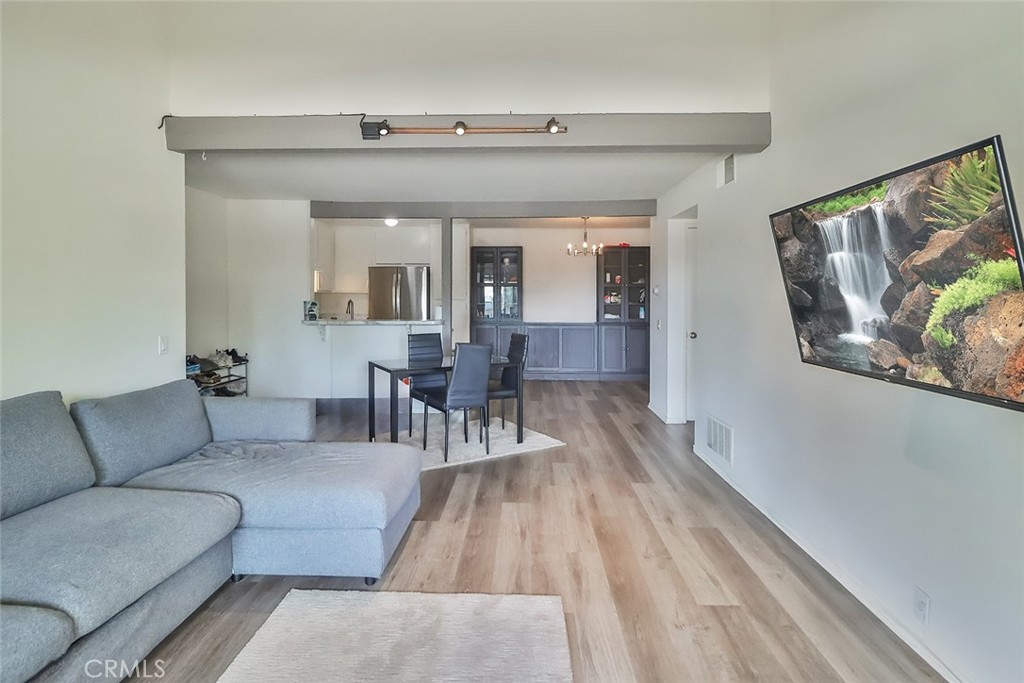 1300 Saratoga Avenue 805
