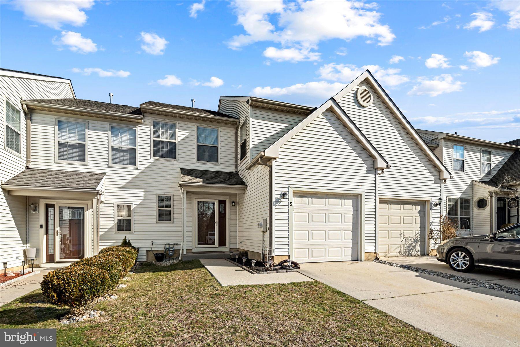 5 Bellflower Ct