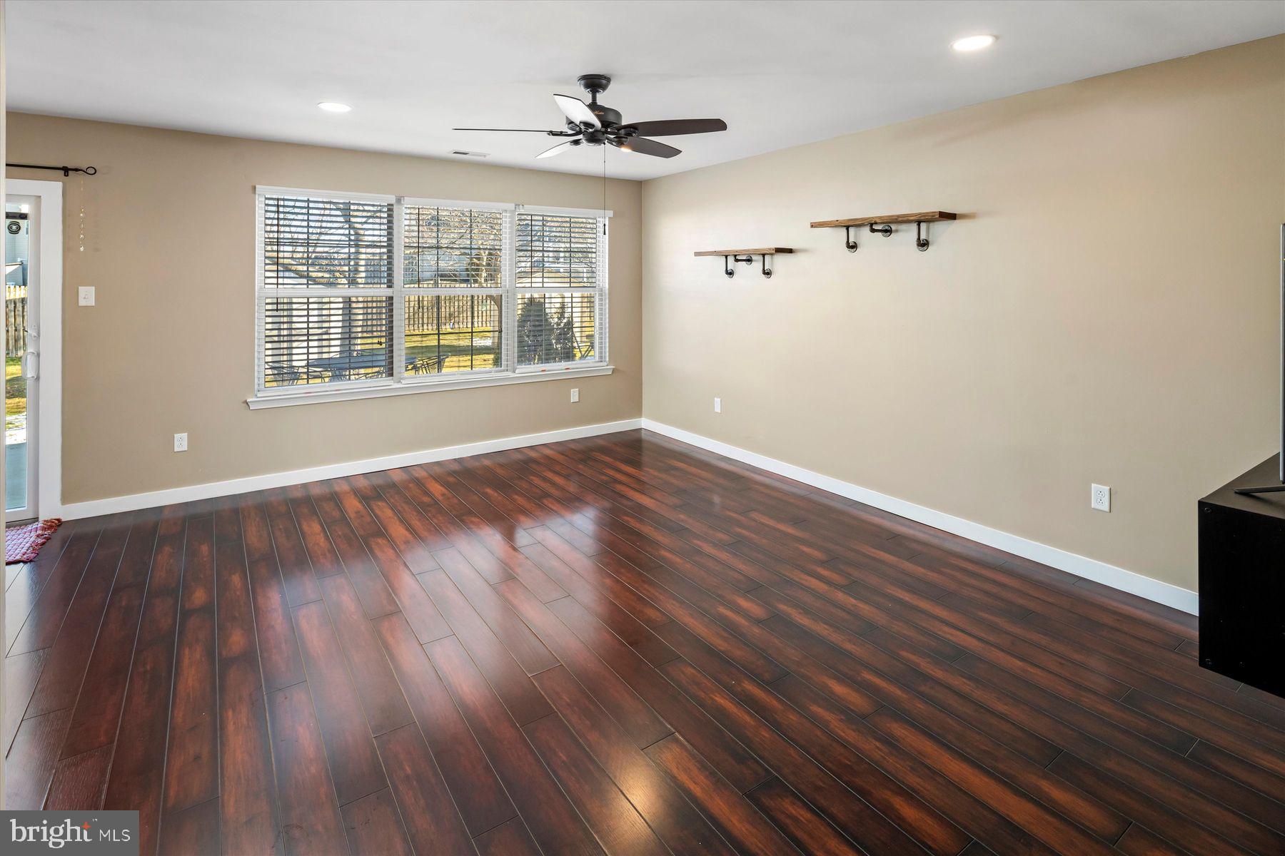 5 Bellflower Ct