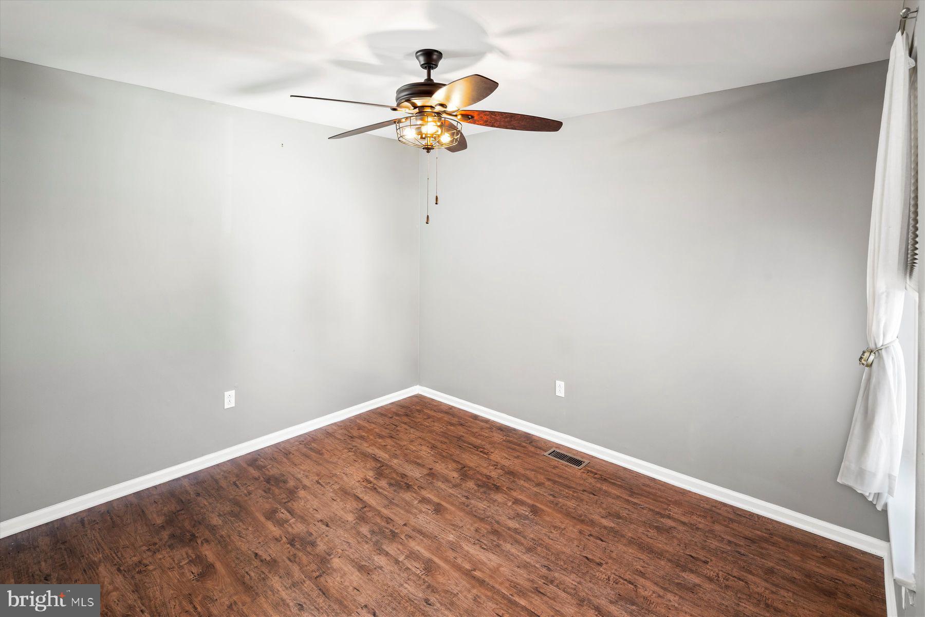 5 Bellflower Ct