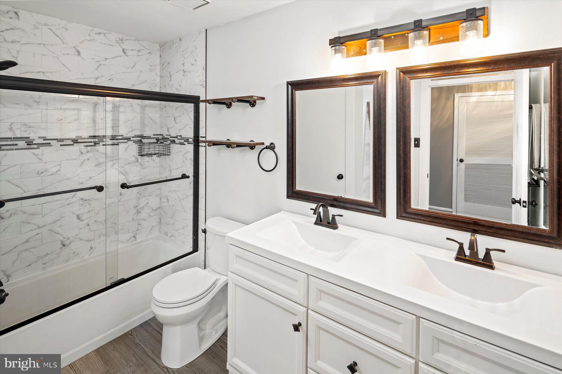 5 Bellflower Ct