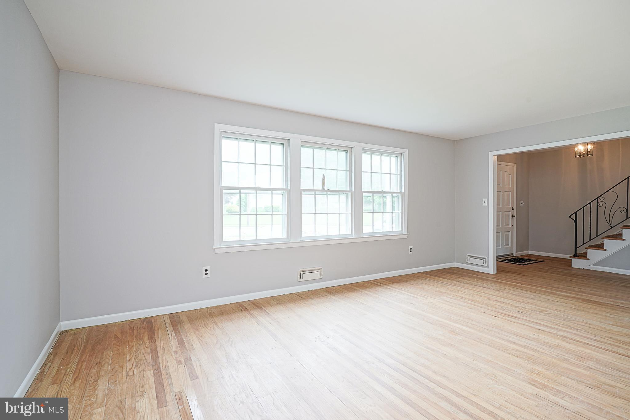 226 Tinder Box Ln