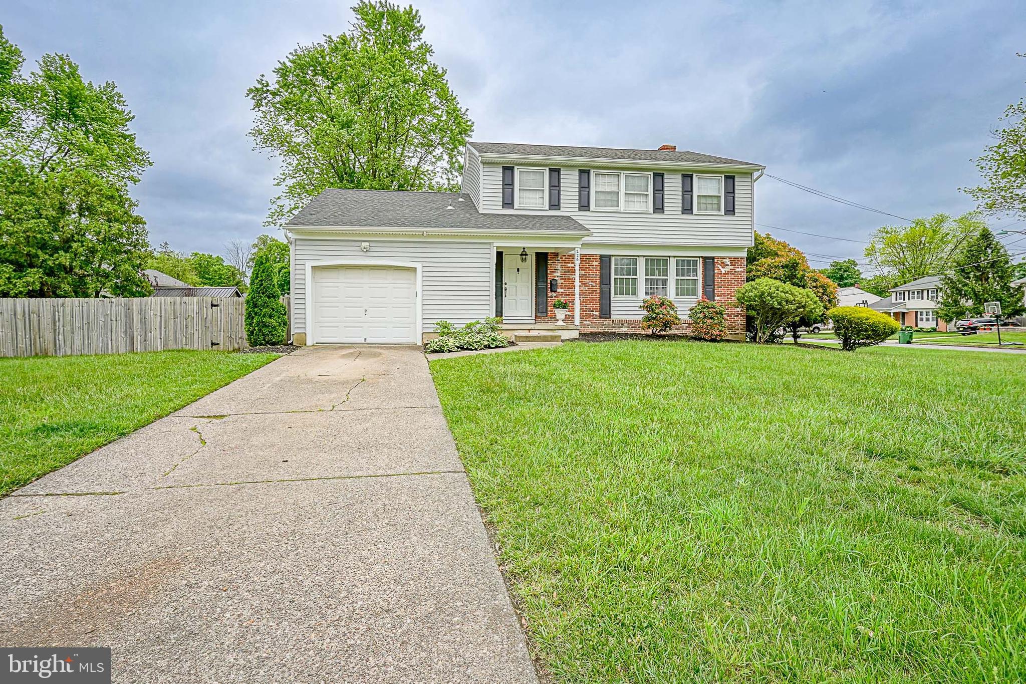 226 Tinder Box Ln