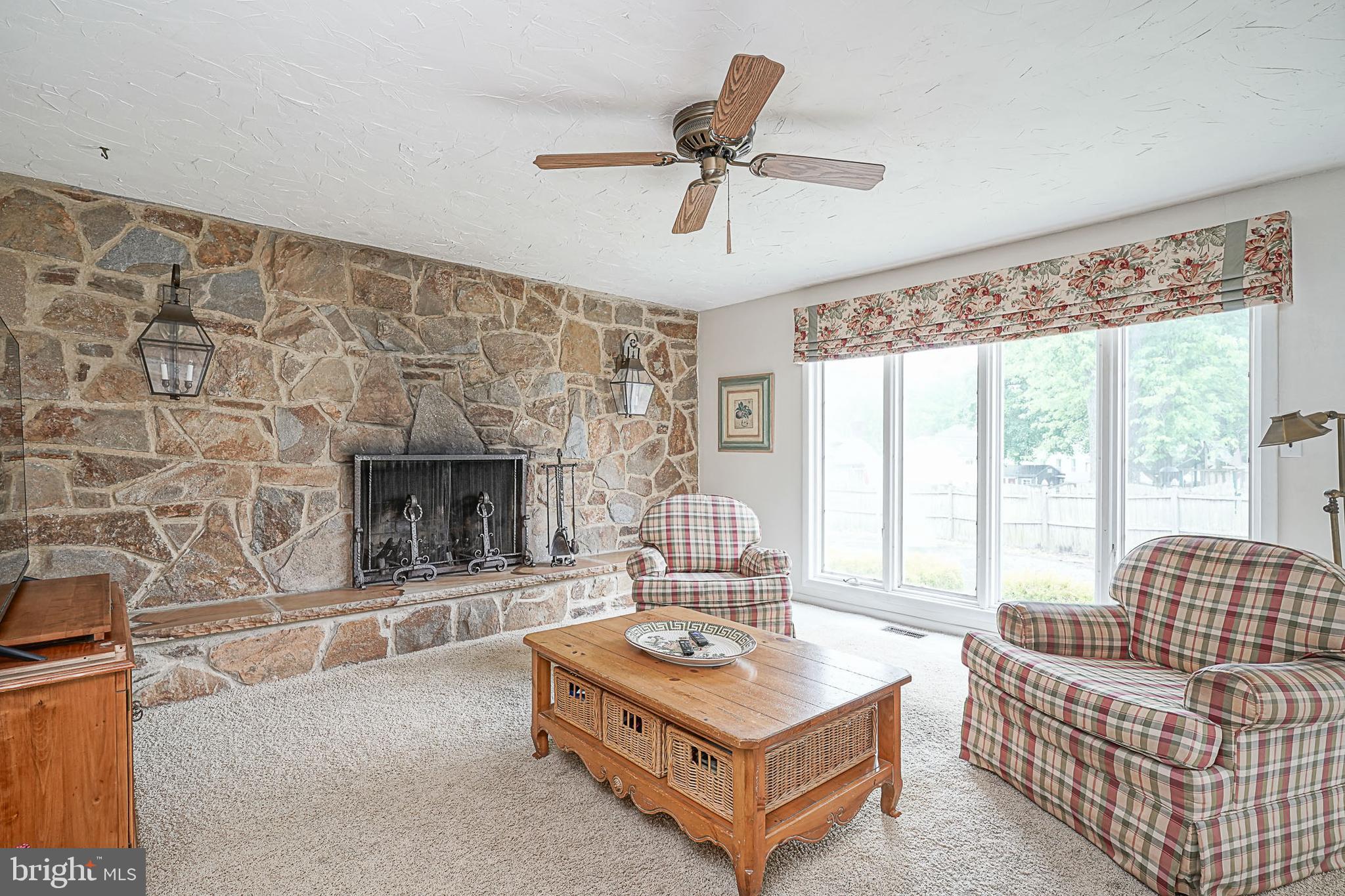 226 Tinder Box Ln