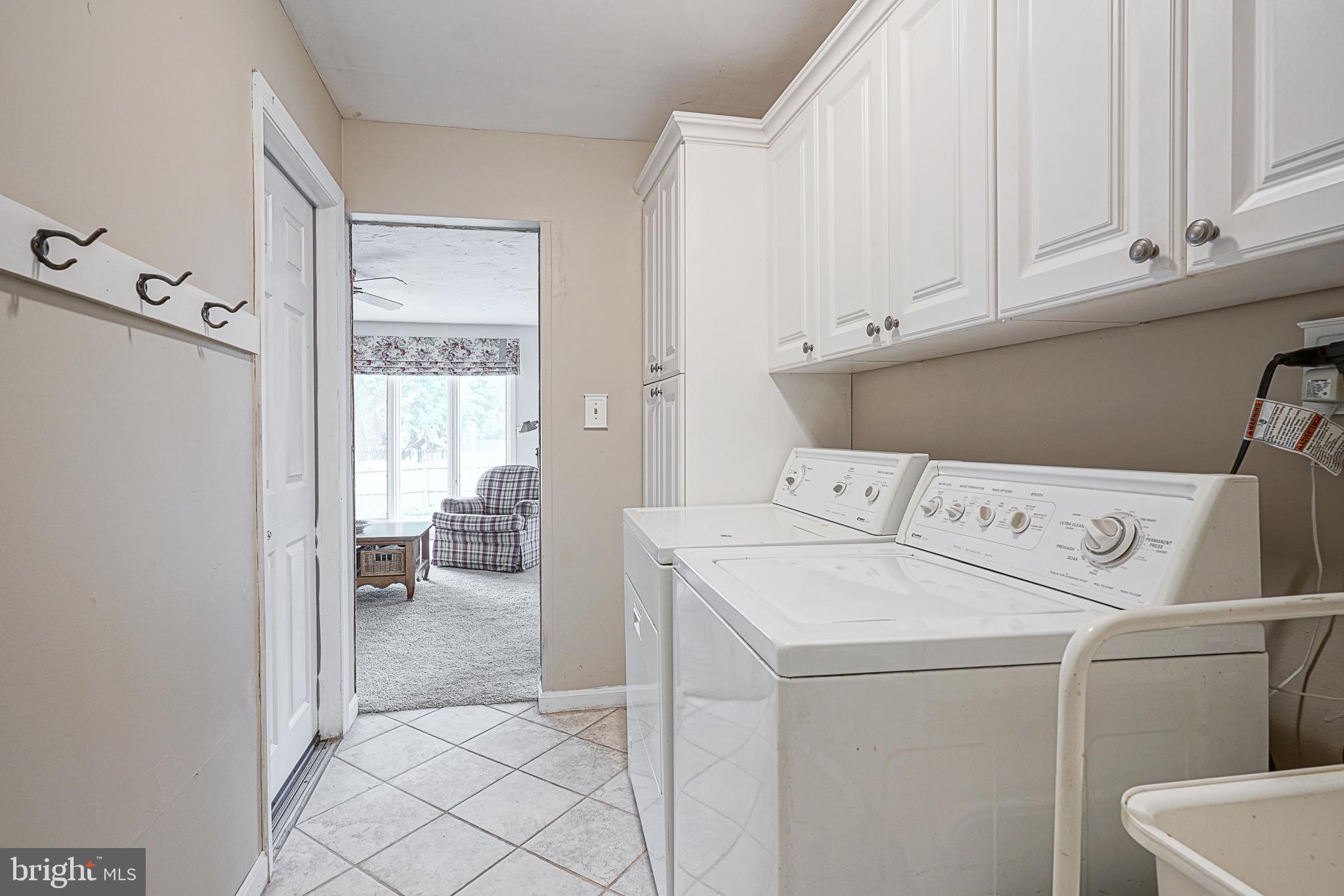 226 Tinder Box Ln