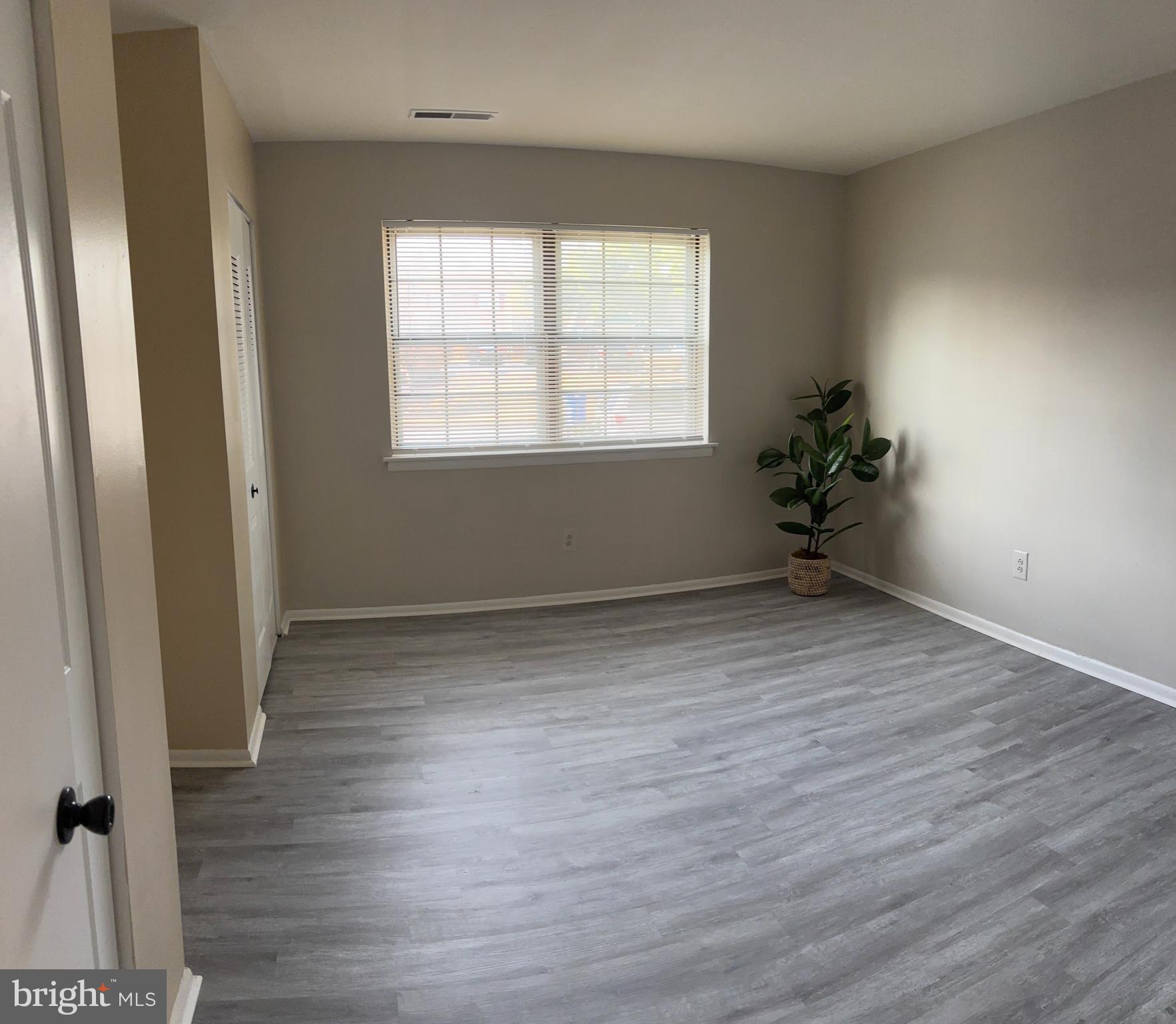 111 EAVES MILL RD