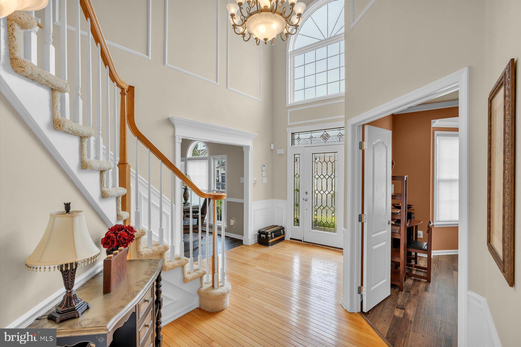 413 W Country Club Dr