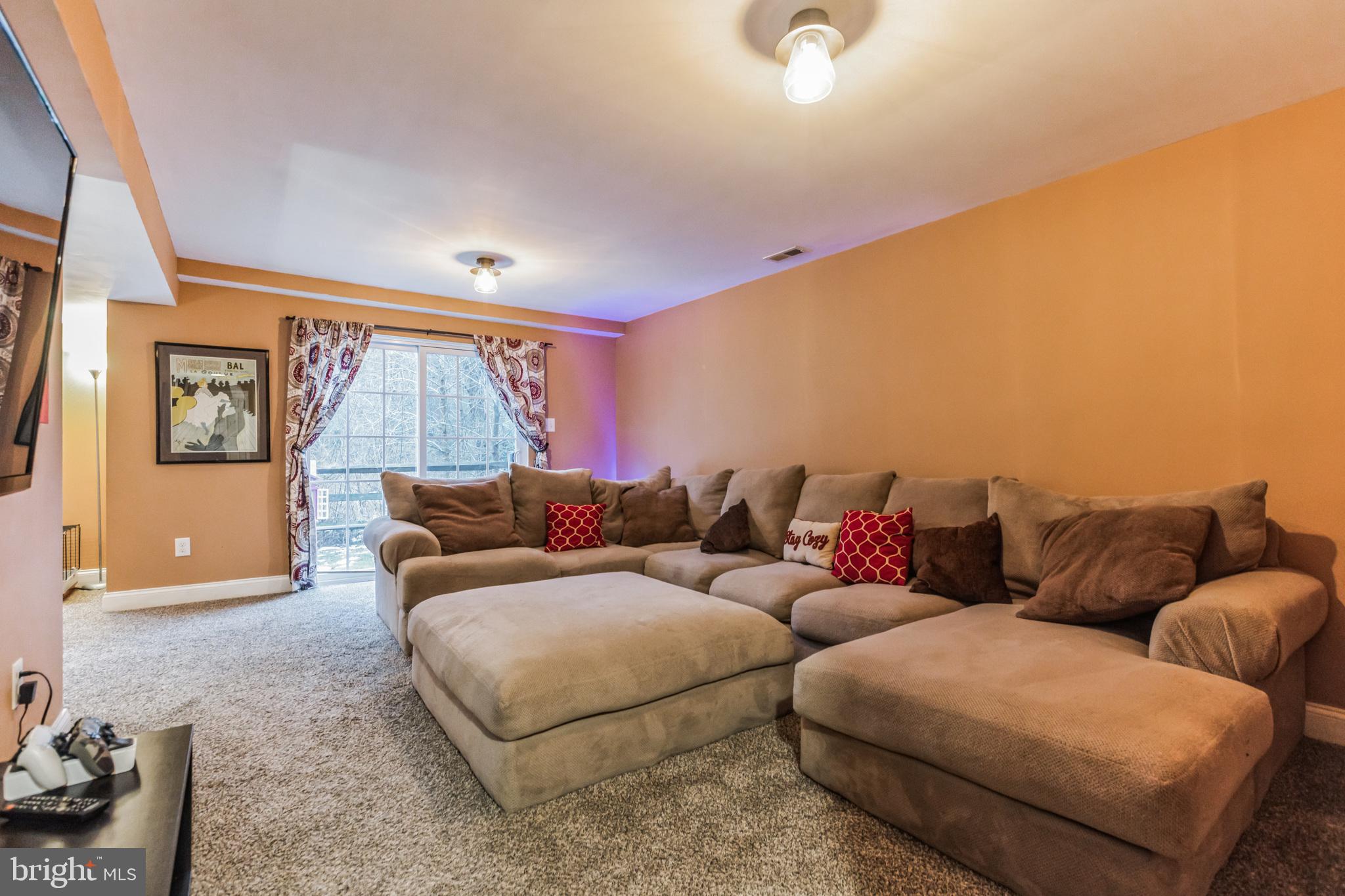 41 Glacier Dr