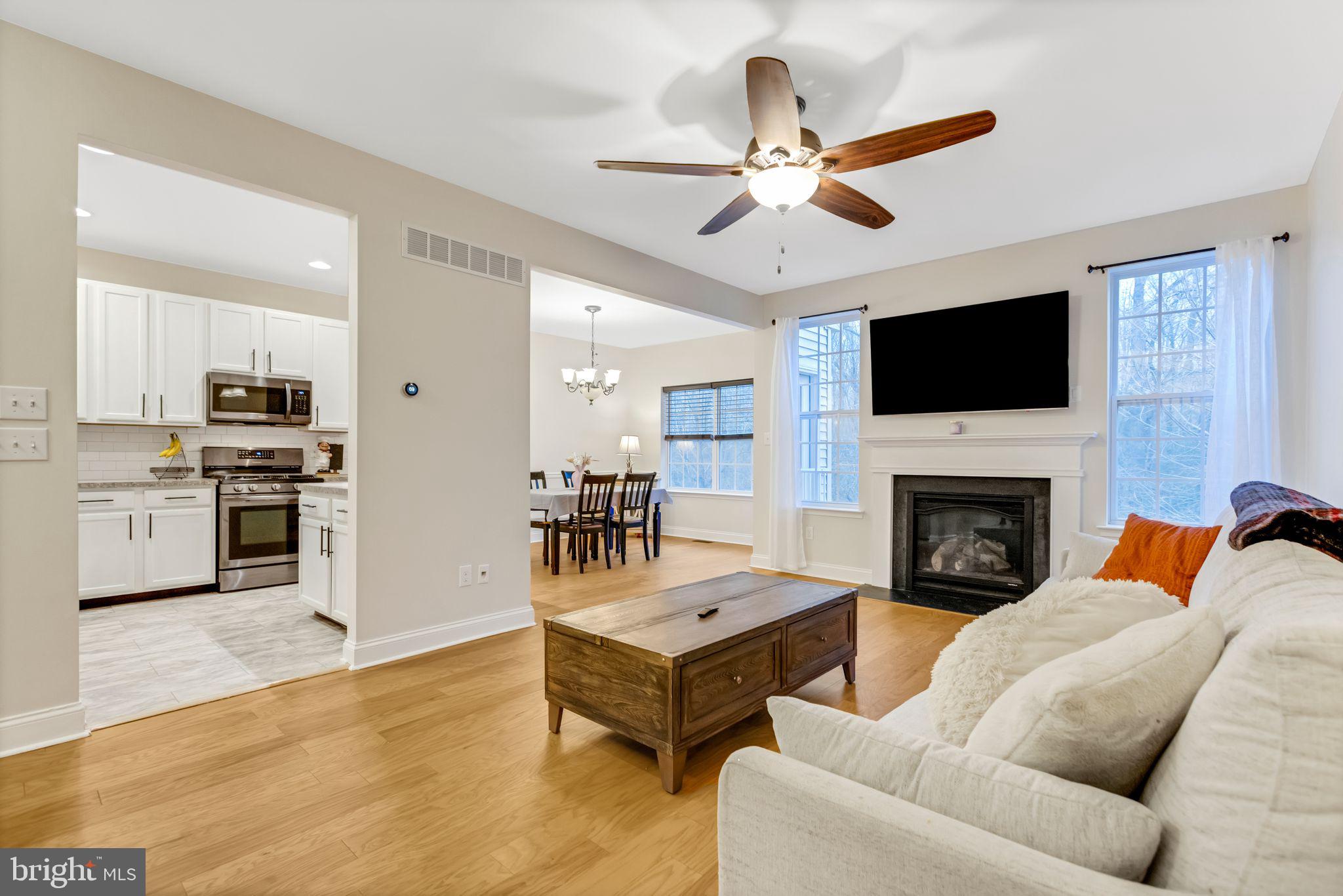 41 Glacier Dr