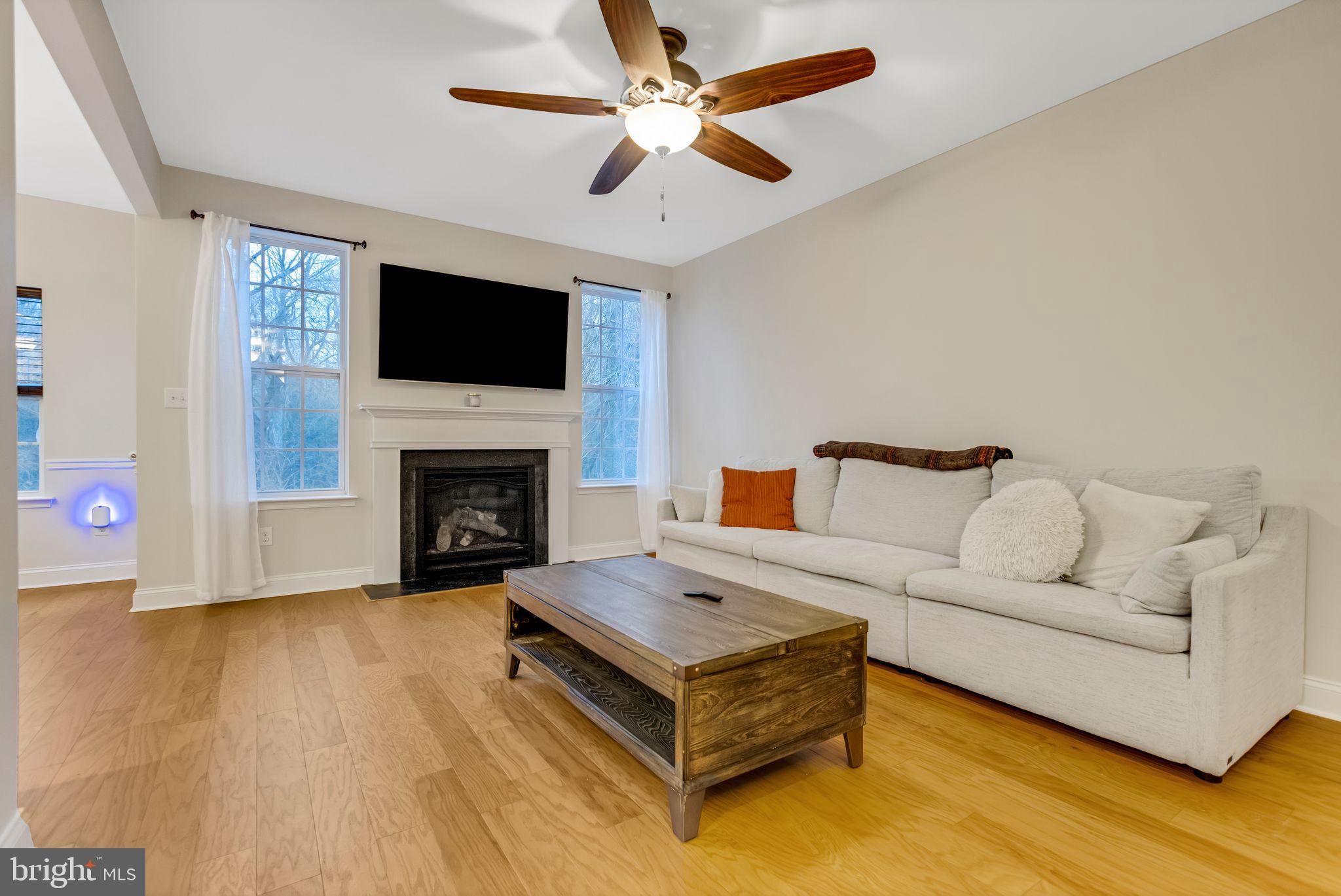41 Glacier Dr