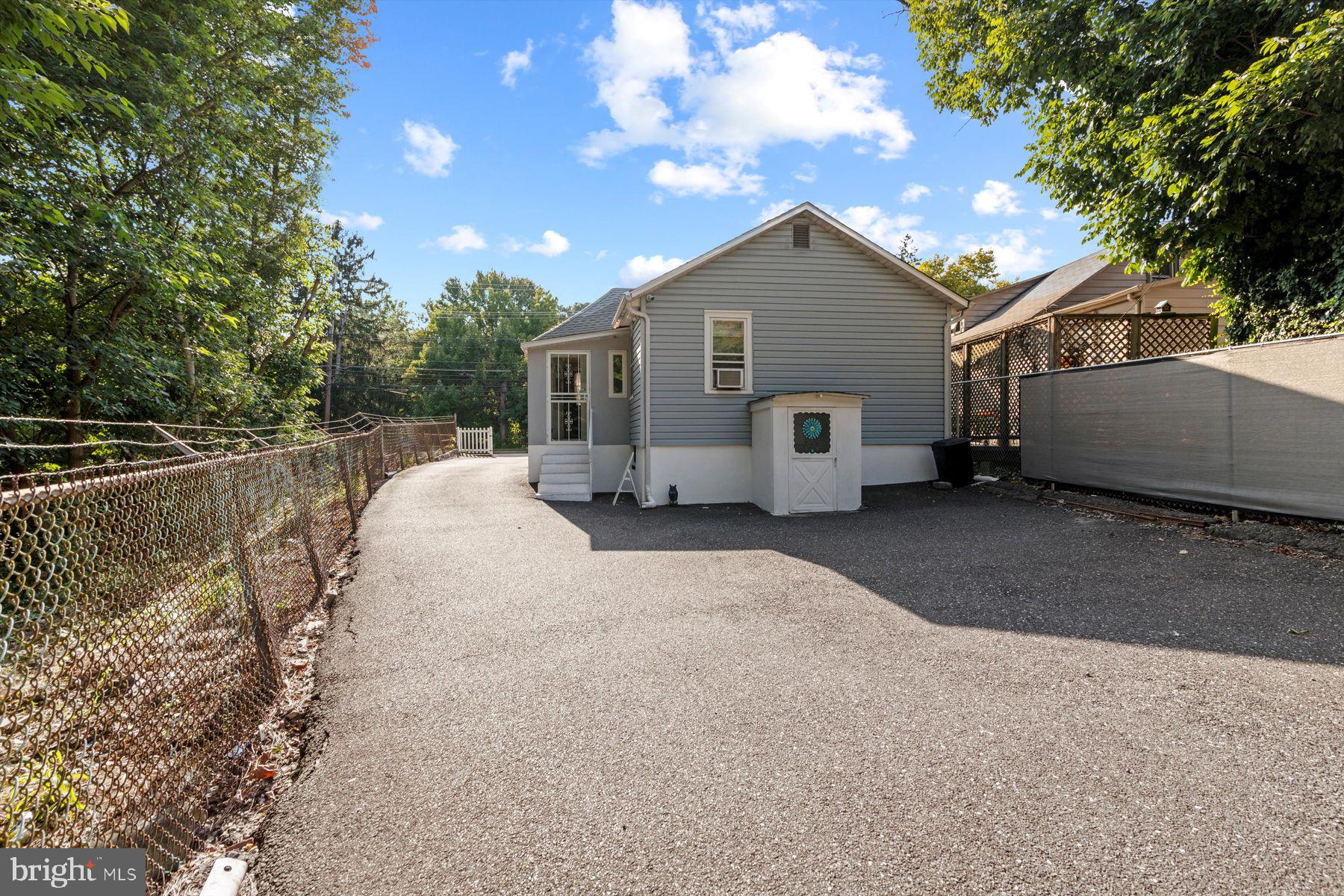 3104 Haddonfield Rd