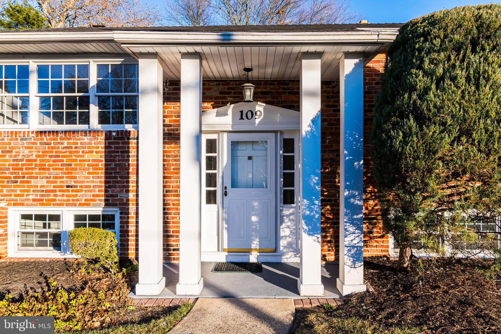 109 MIDDLESEX AVE