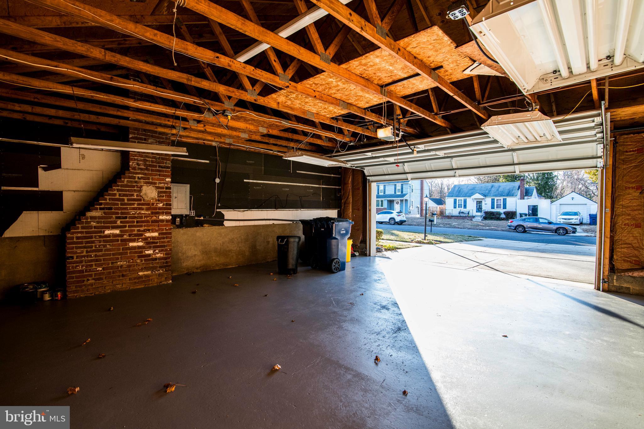 109 MIDDLESEX AVE