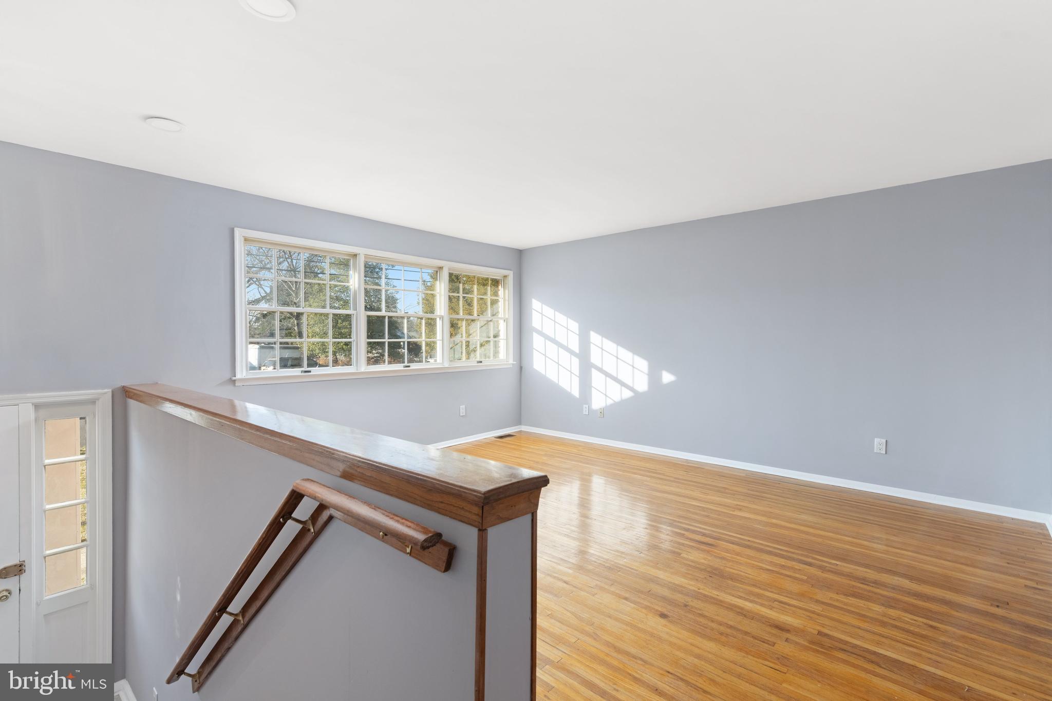 109 MIDDLESEX AVE
