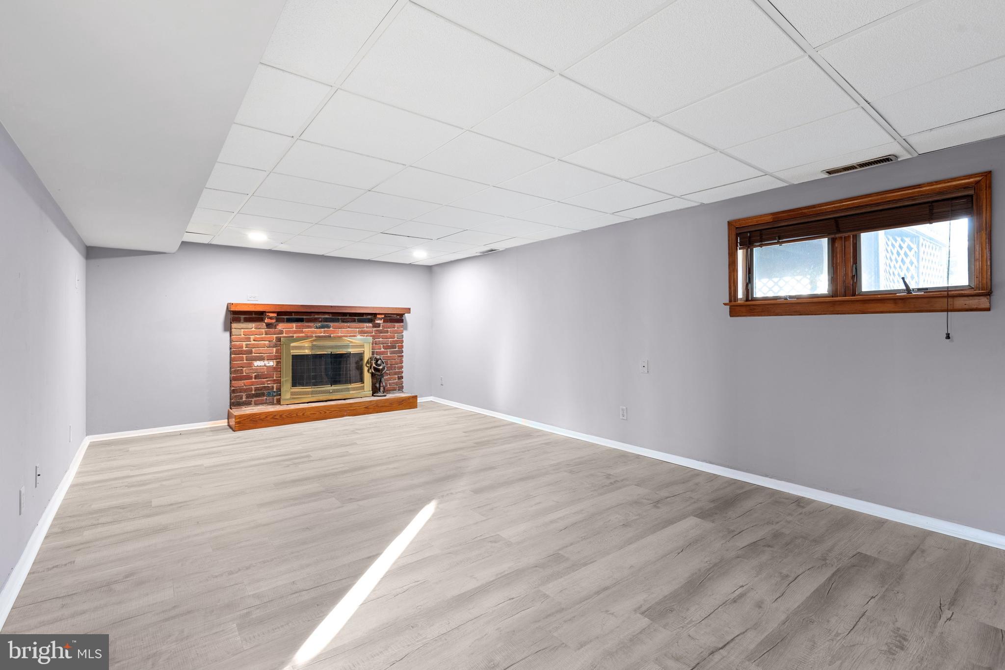 109 MIDDLESEX AVE