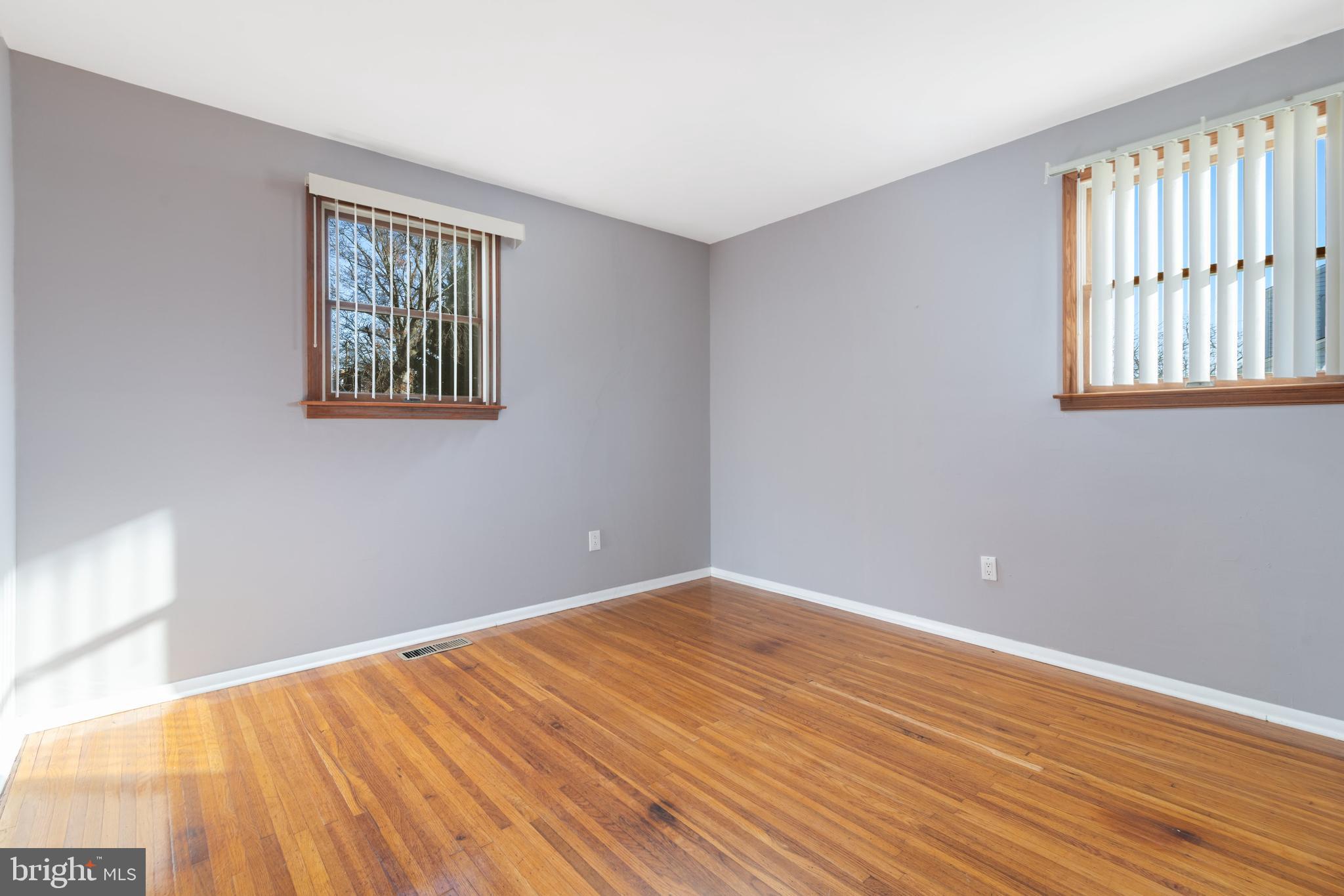 109 MIDDLESEX AVE