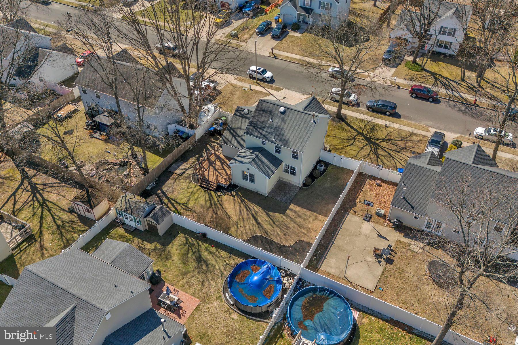 39 COUNTRY CLUB ROAD