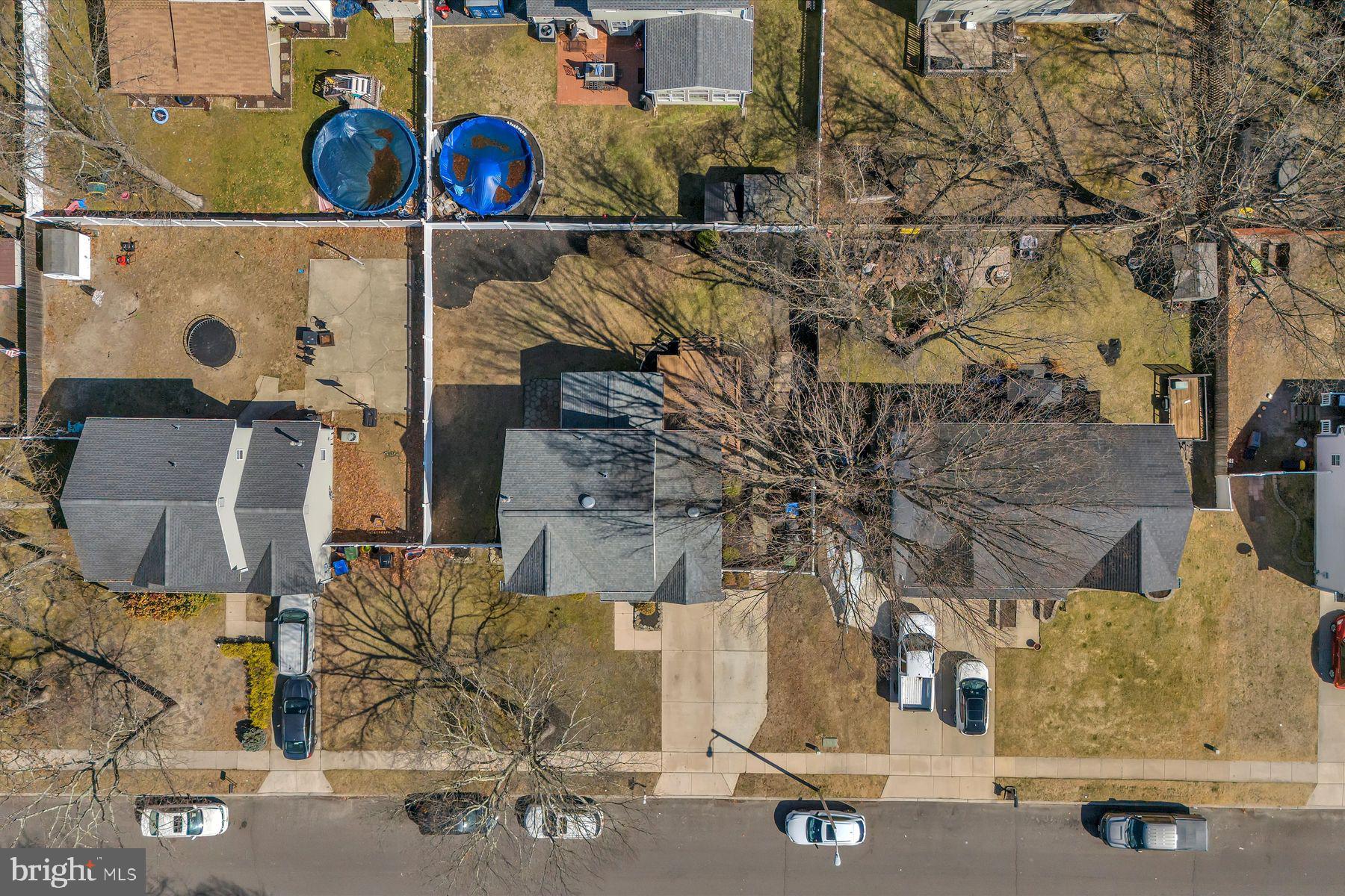 39 COUNTRY CLUB ROAD