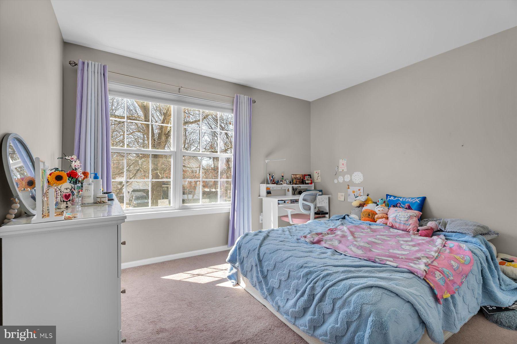 39 COUNTRY CLUB ROAD