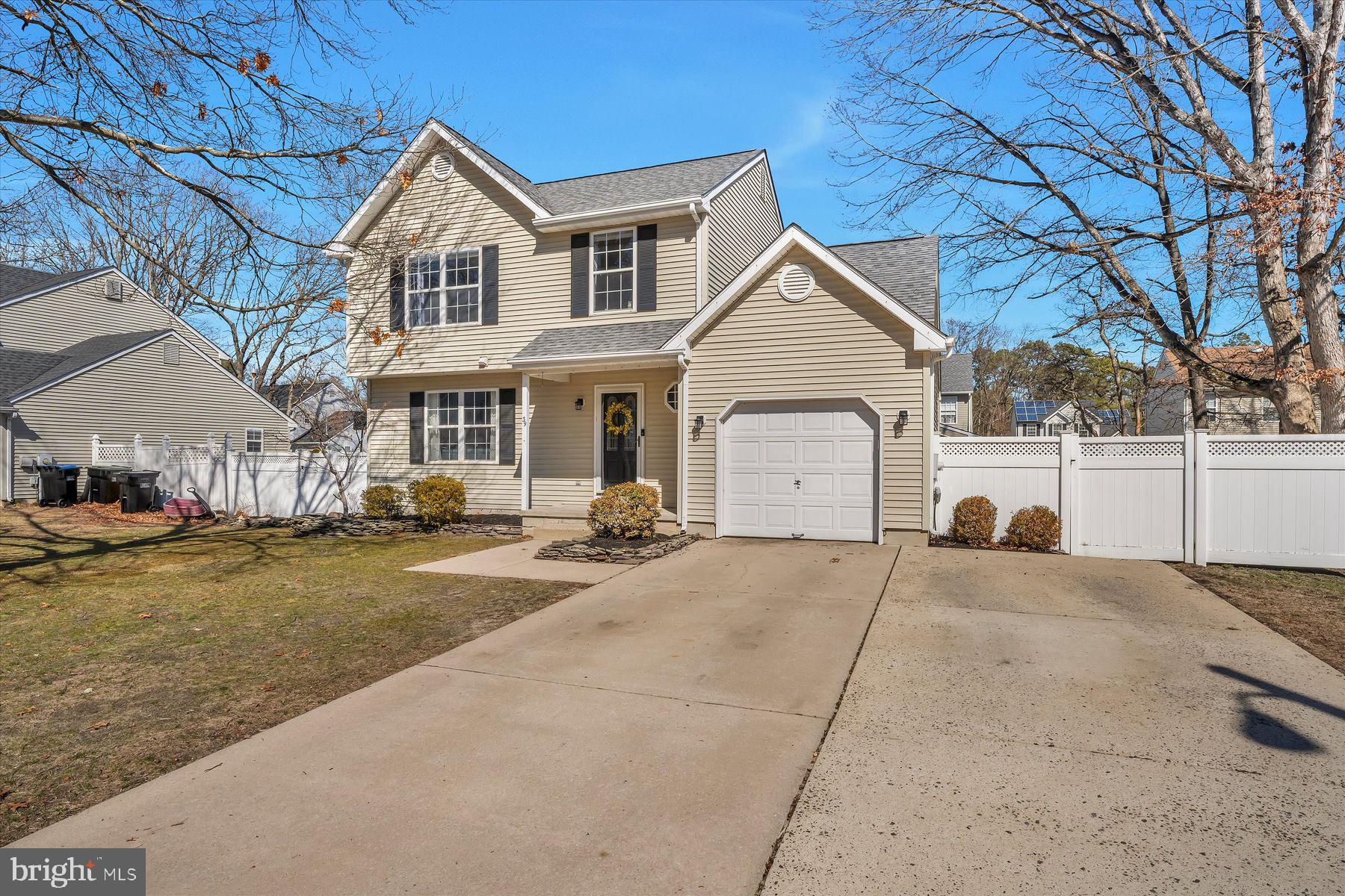 39 COUNTRY CLUB ROAD