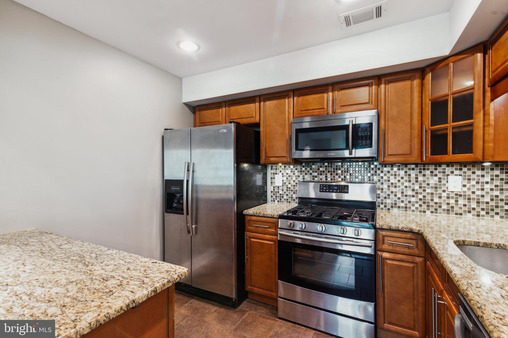 103 CLARIDGE COURT 11