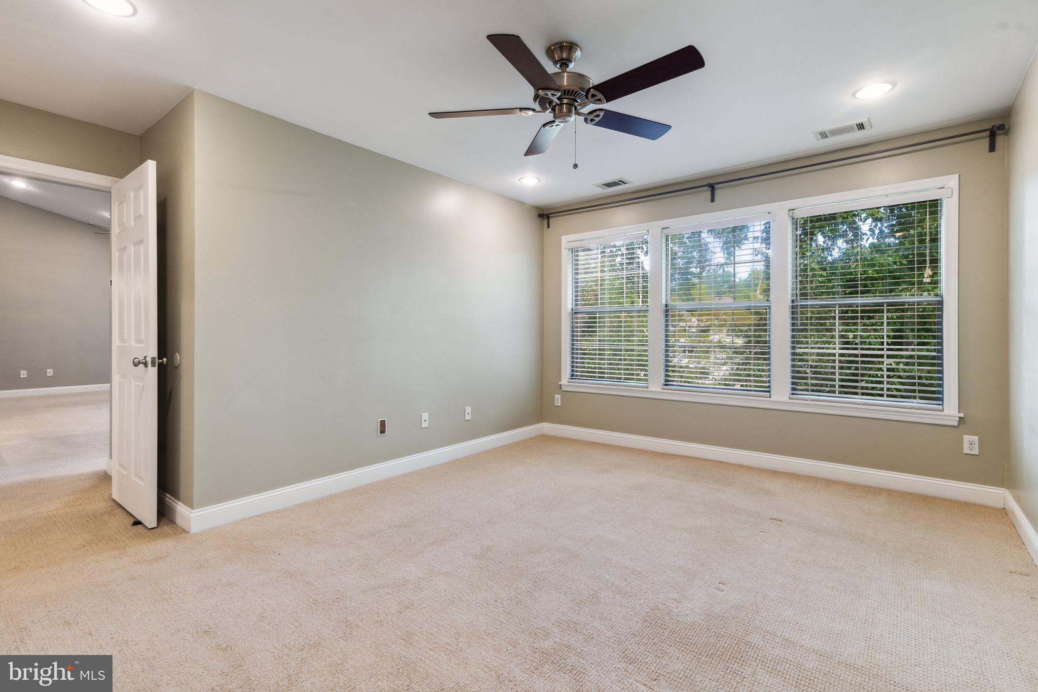 103 CLARIDGE COURT 11