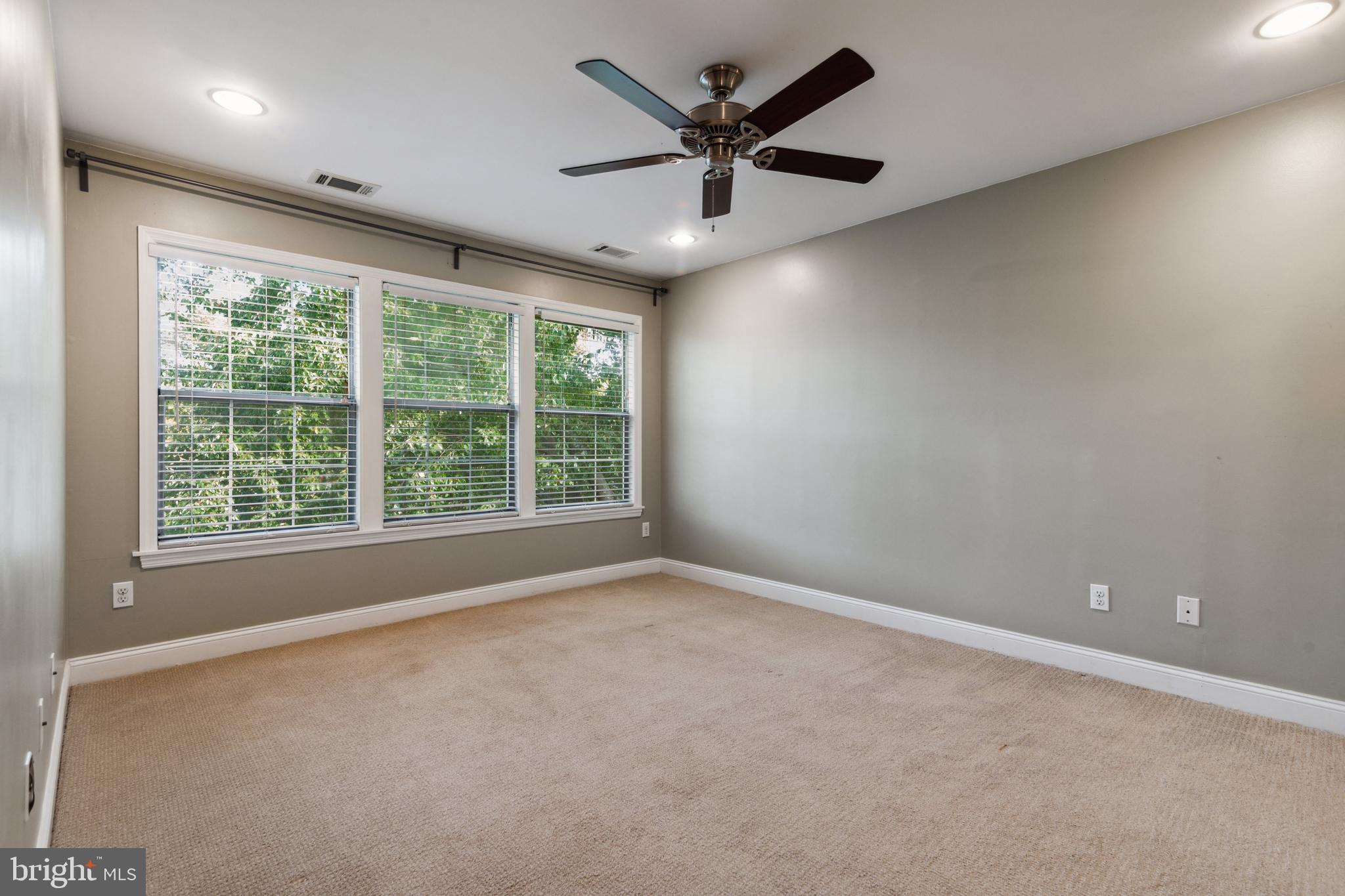 103 CLARIDGE COURT 11