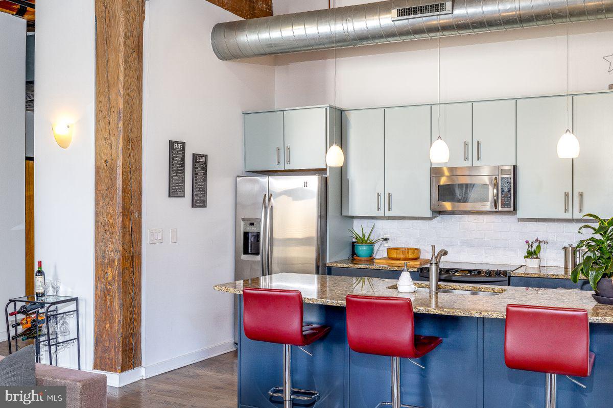 1524 N HANCOCK STREET Unit: 304