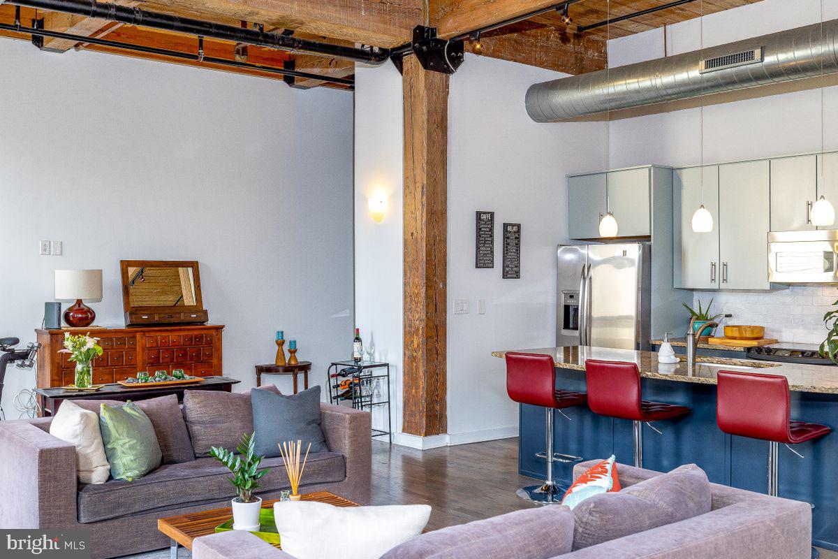 1524 N HANCOCK STREET Unit: 304