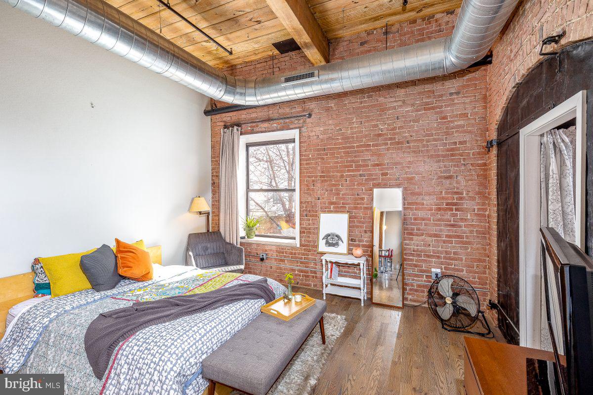 1524 N HANCOCK STREET Unit: 304