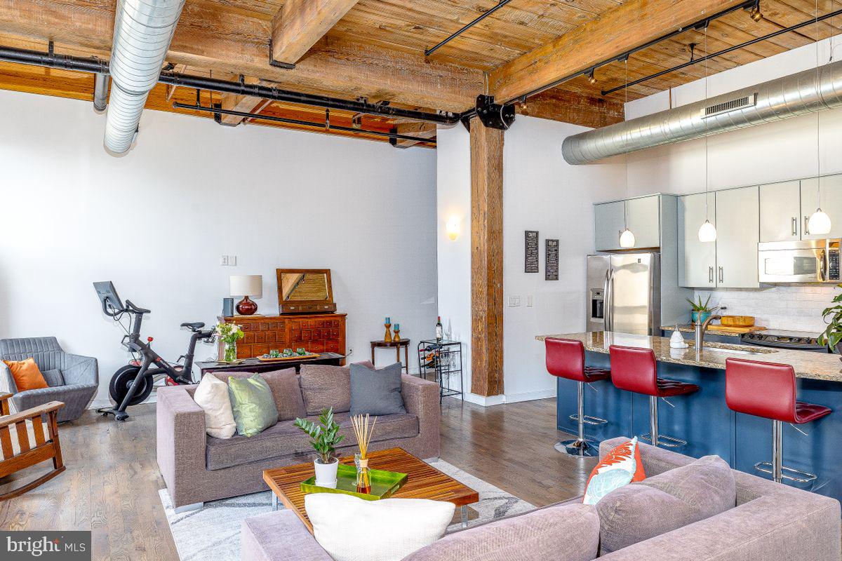 1524 N HANCOCK STREET Unit: 304