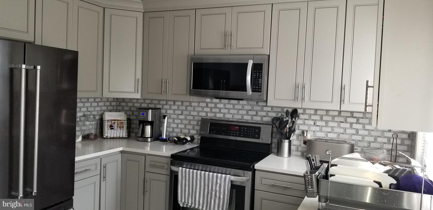116 GRAPE STREET Unit: 2