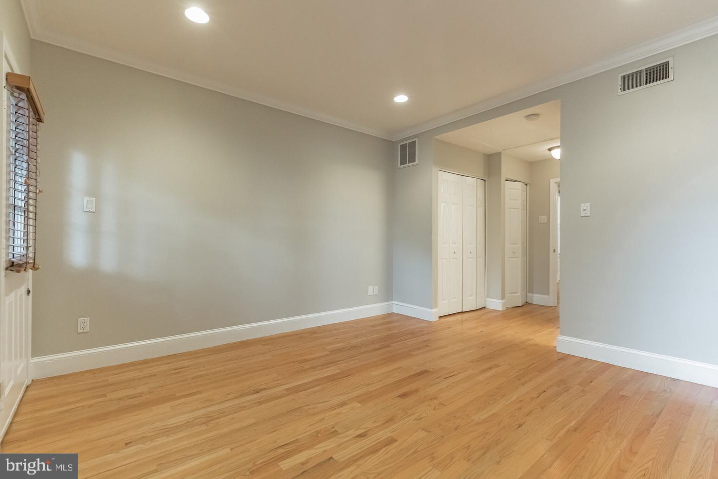 1714 WALLACE Unit: 3