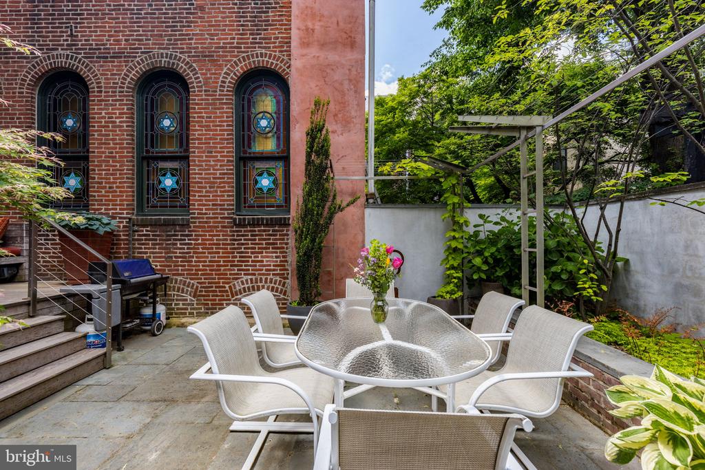 507 Pine St