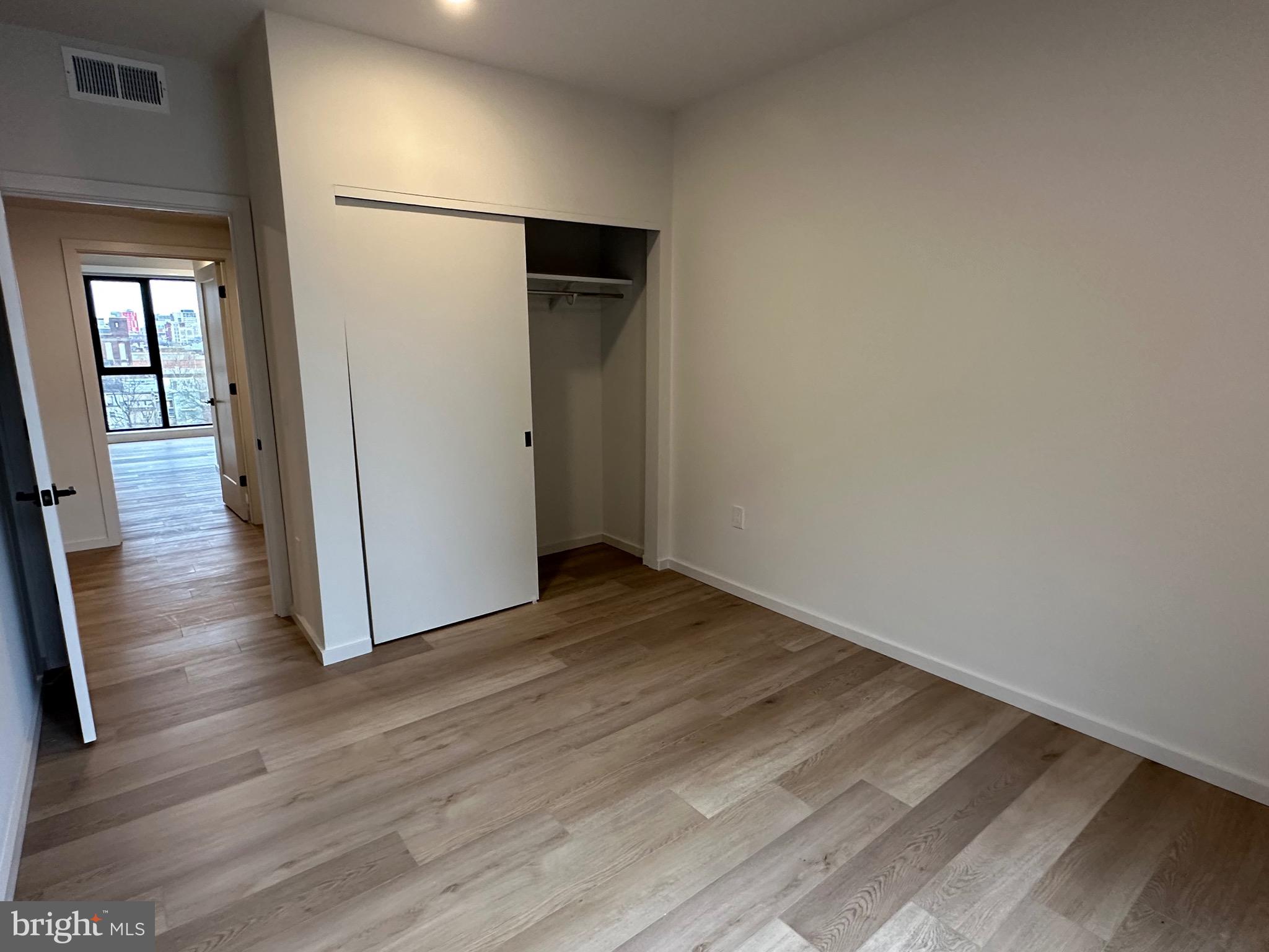 1705 N AMERICAN ST #2B2BA