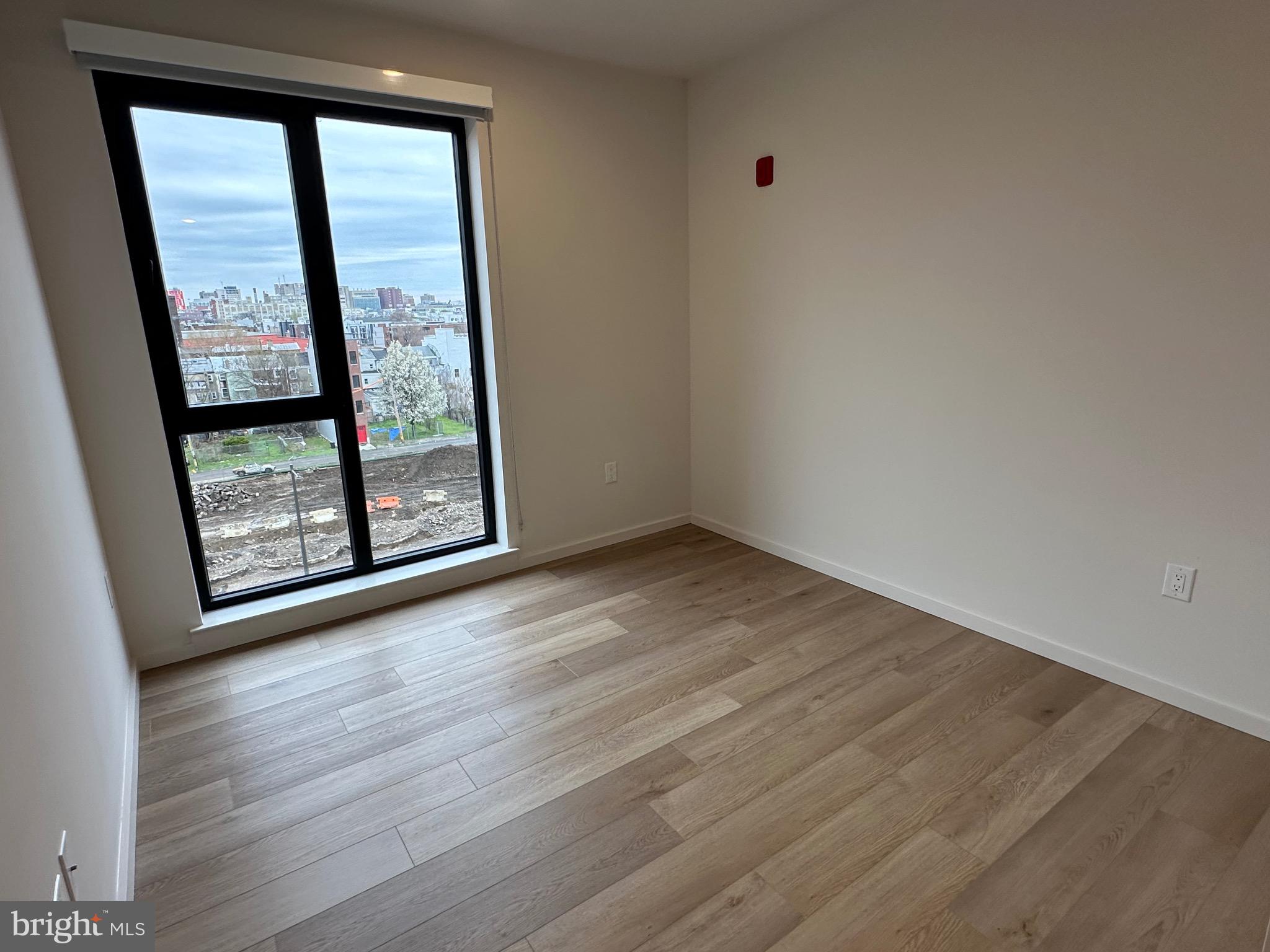 1705 N AMERICAN ST #2B2BA